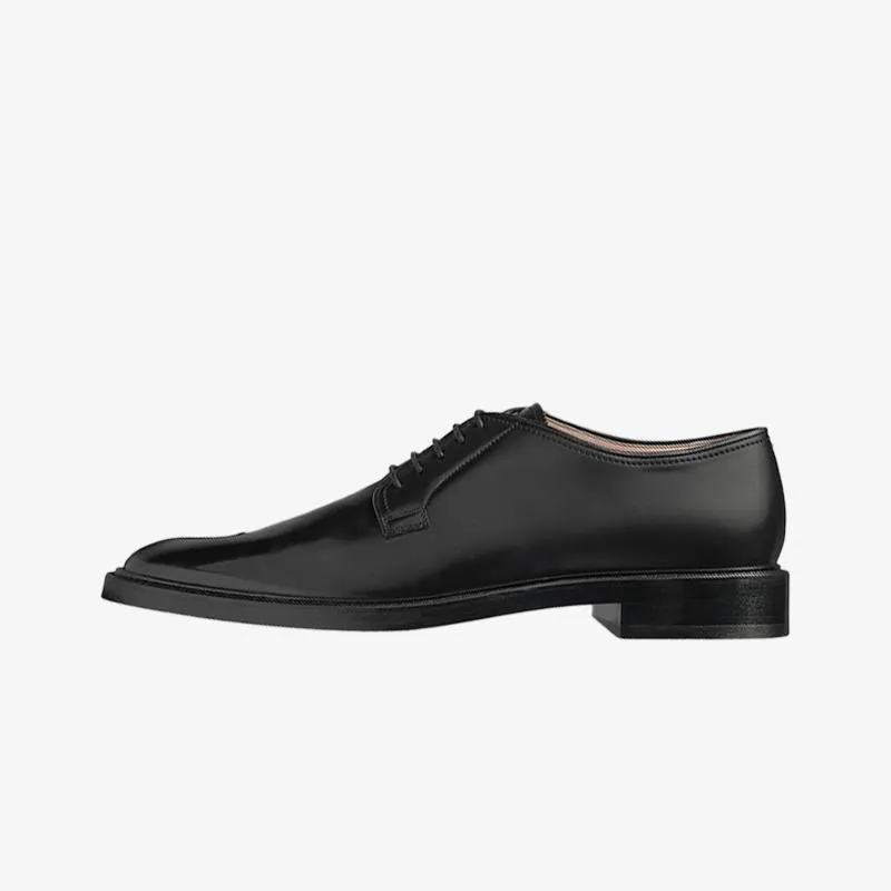 Durable Black Tabi Laced Brogue Shoes